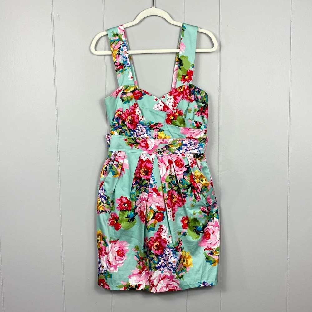 TeezeMe Floral Dress with Pockets Size 9
